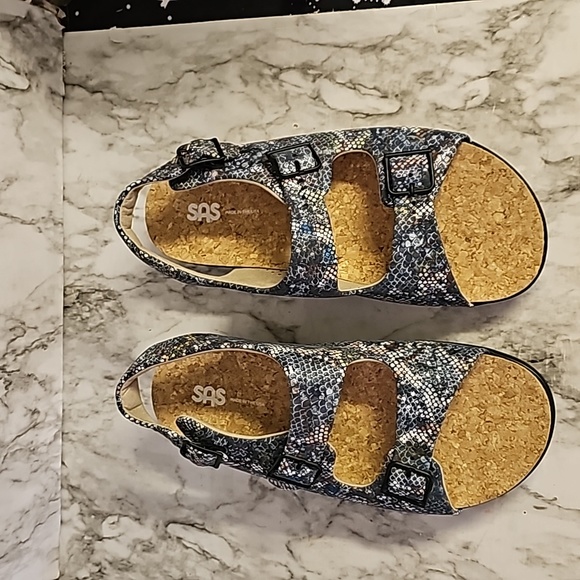 Not worn SAS Relaxed  women Walking Sandal leather Size 12W made in USA - Picture 2 of 10